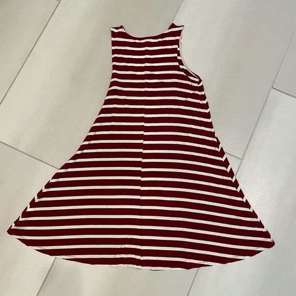 Women’s Old Navy Flare Striped Mid Dress Size M - Picture 2 of 2